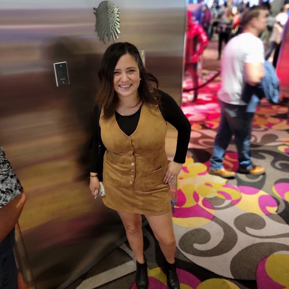 Button up Dress - Picture 2 of 2